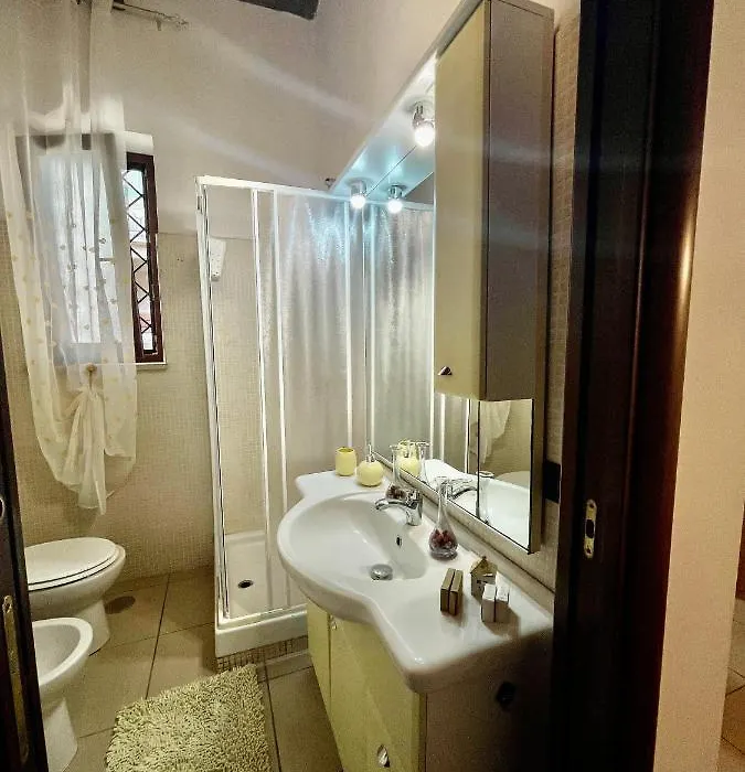 Casa Nennella con Parcheggio Auto gratuito in Loco-1